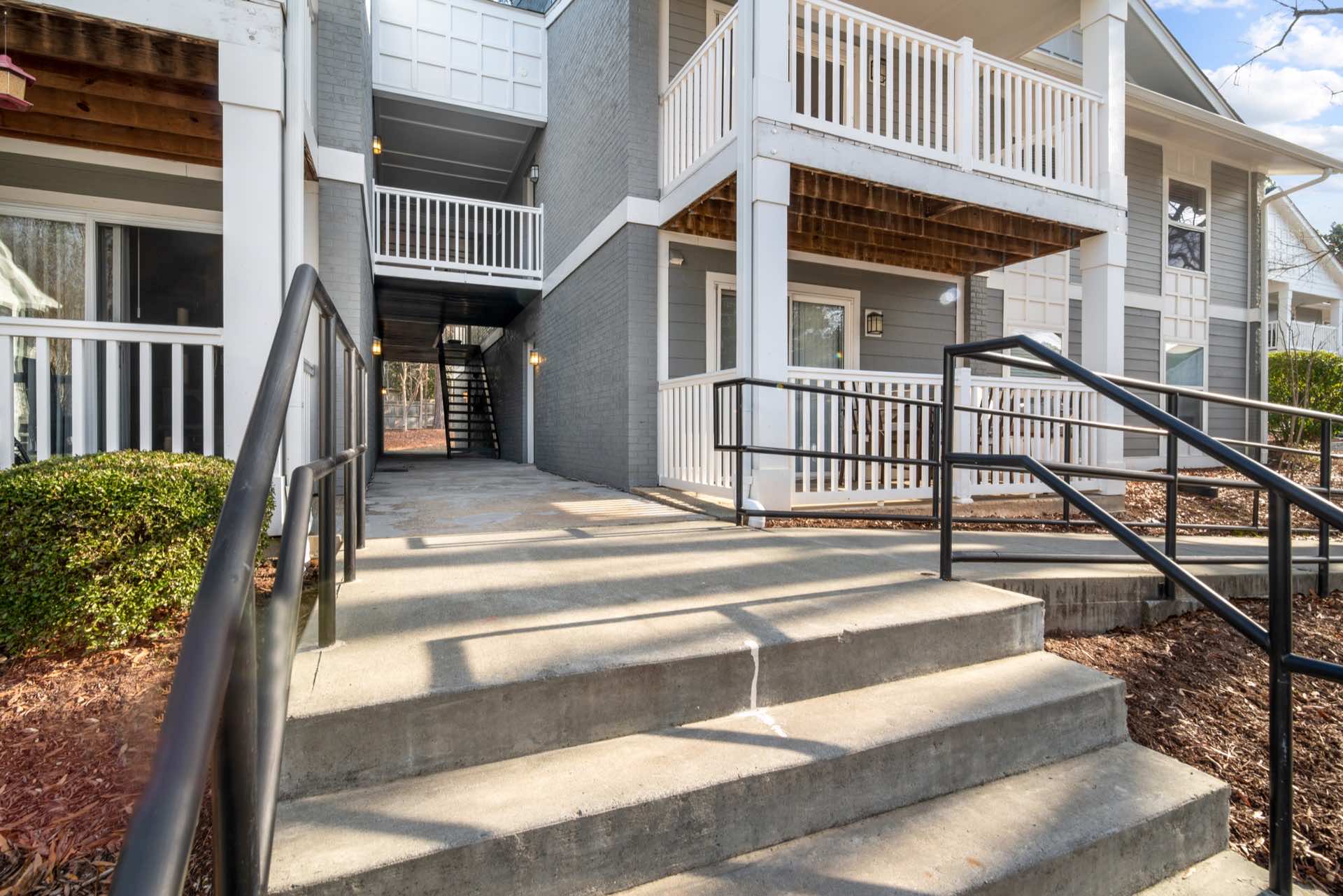 accessible sidewalk to apartment entrance