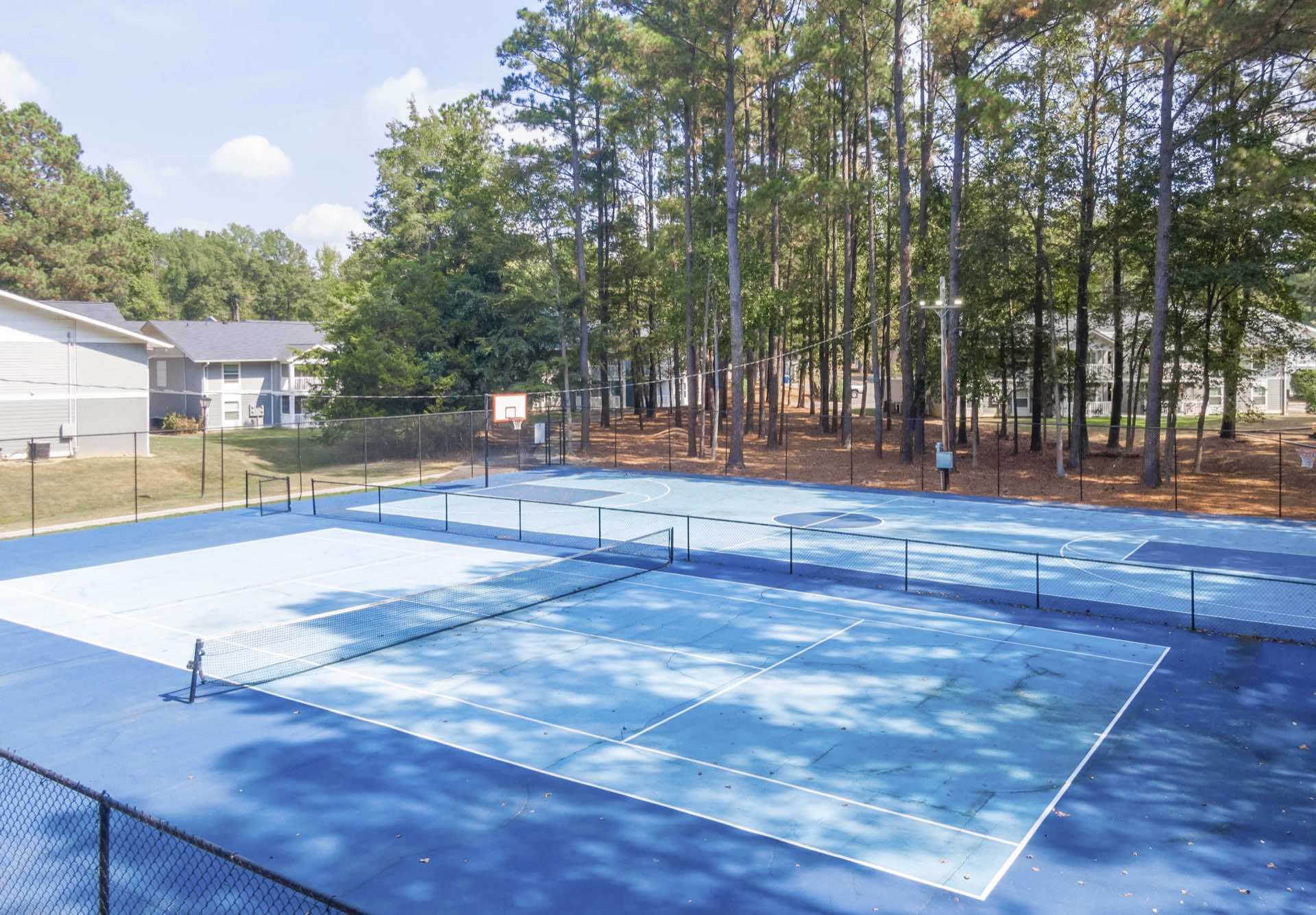 tennis and pickle ball courts