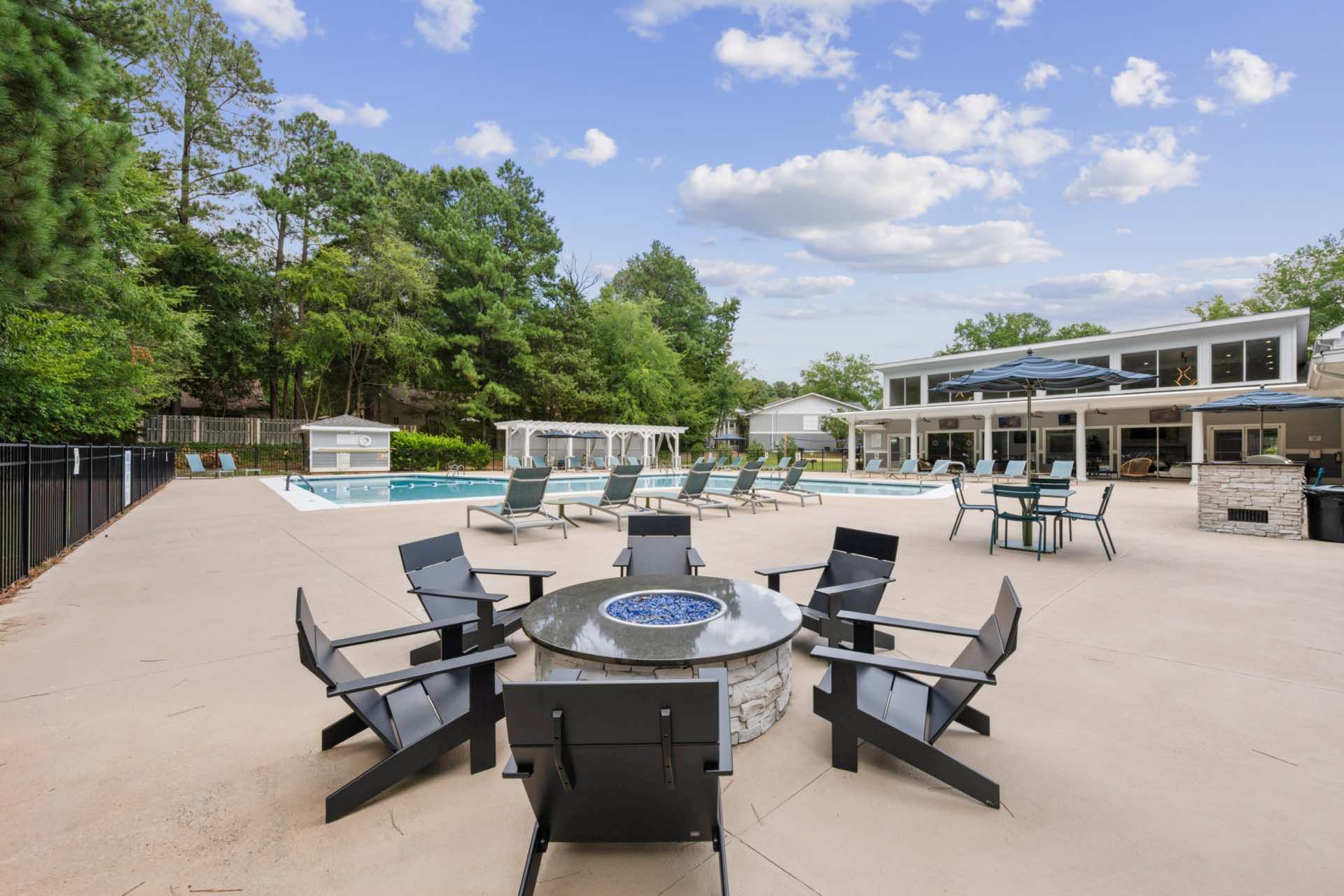 fire pit with seating